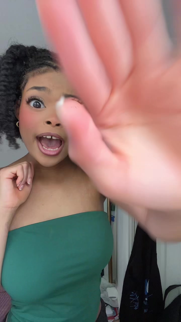 @whatsthederah