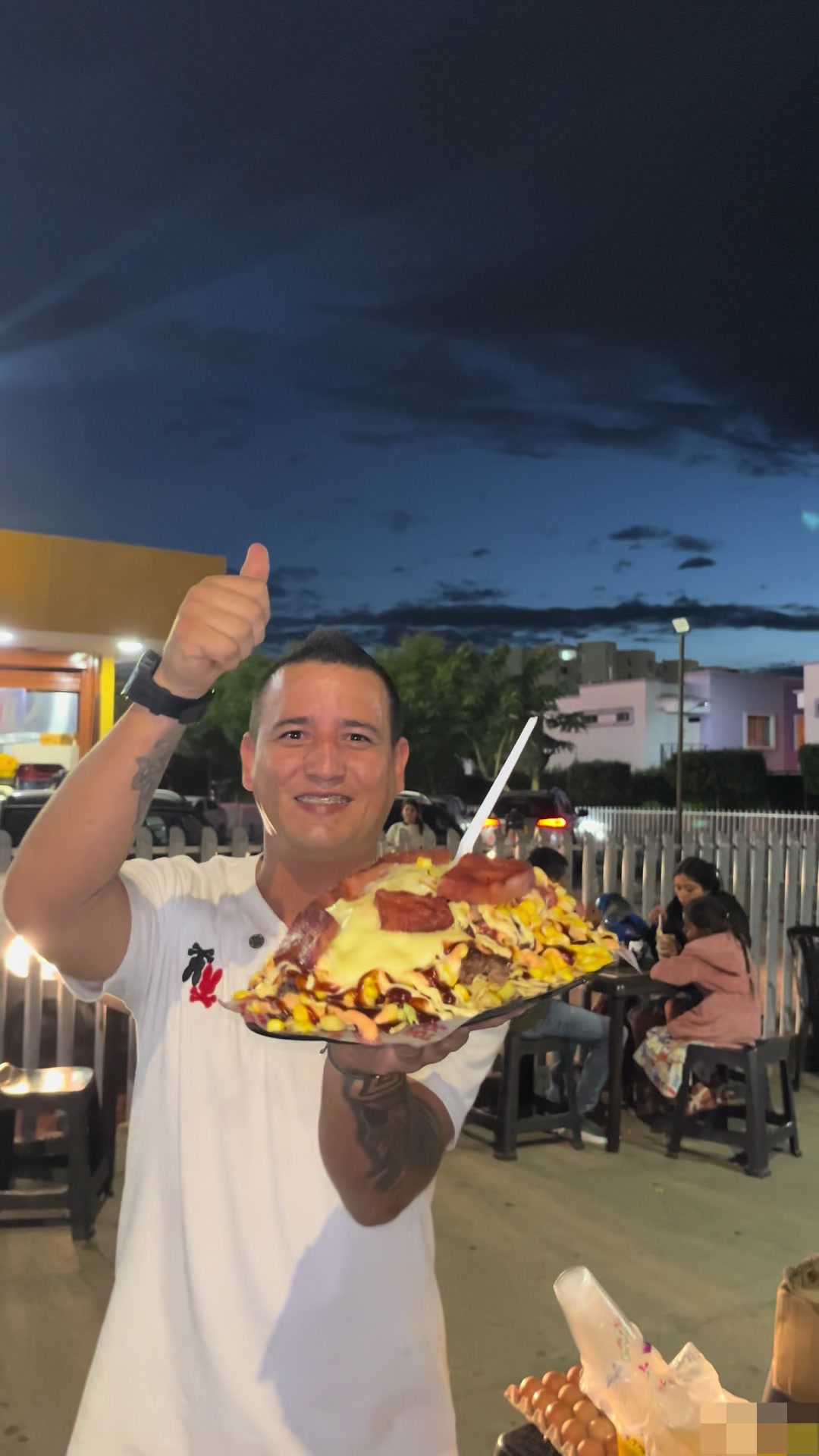 @La Rompe hueso 🦴  🍔