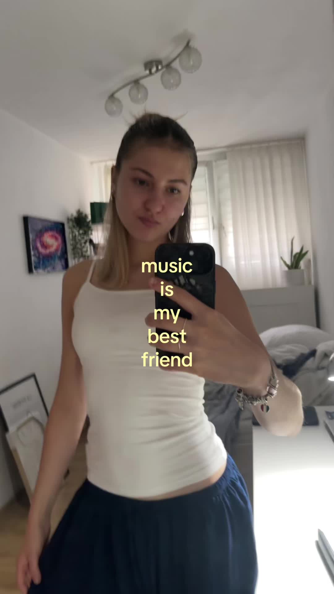 @ig : gvrysia ⋆˚⊹
