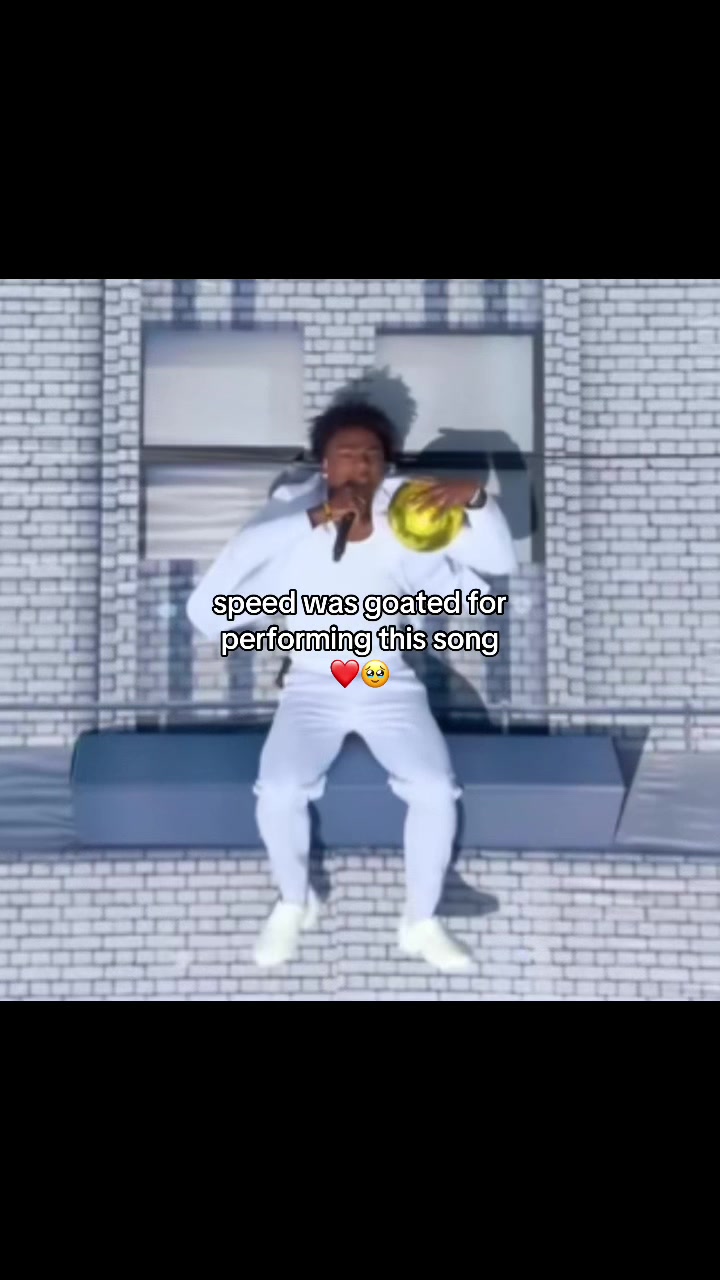 @.✦