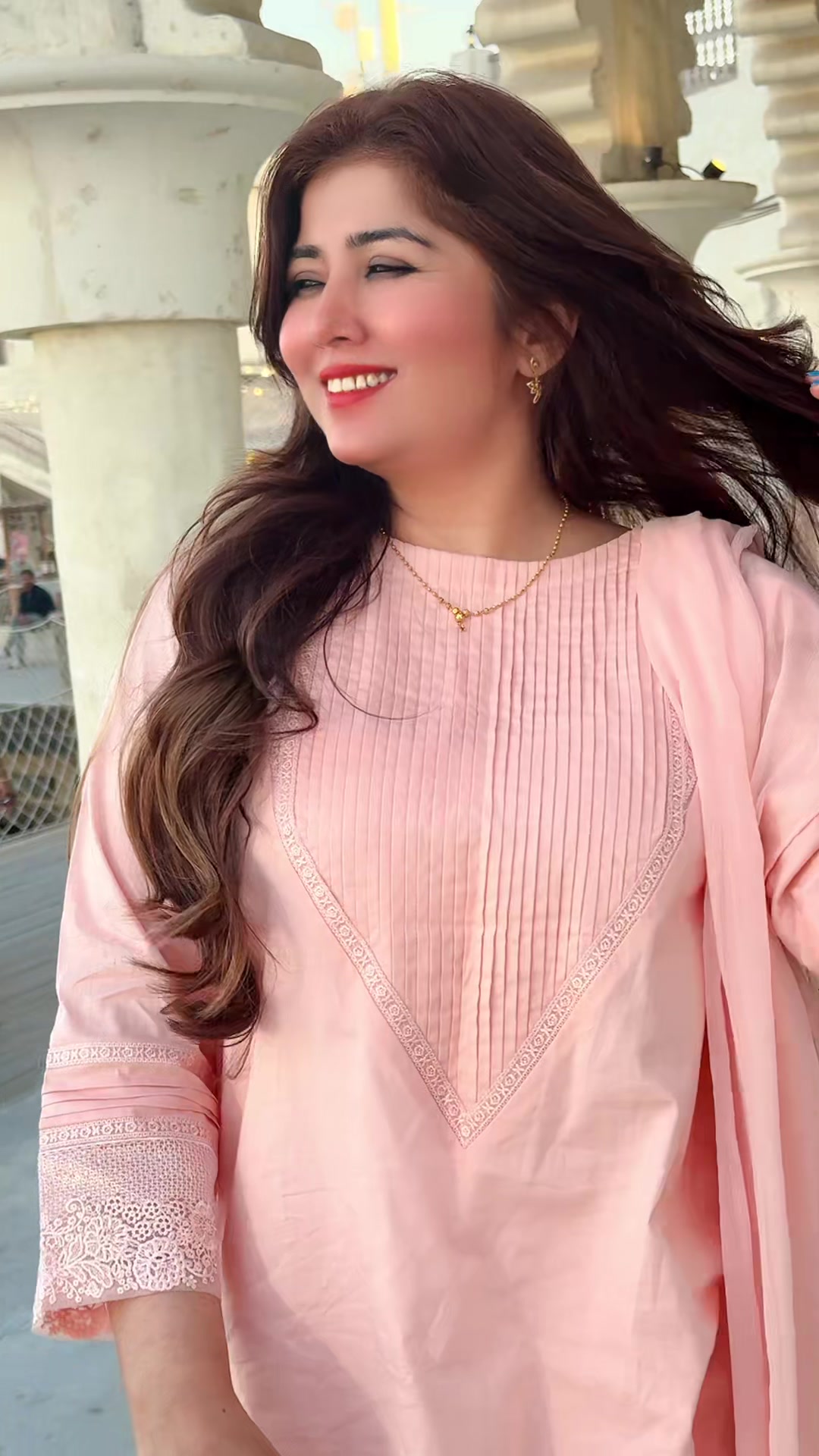 @Emanmitho 🇦🇪 🇵🇰