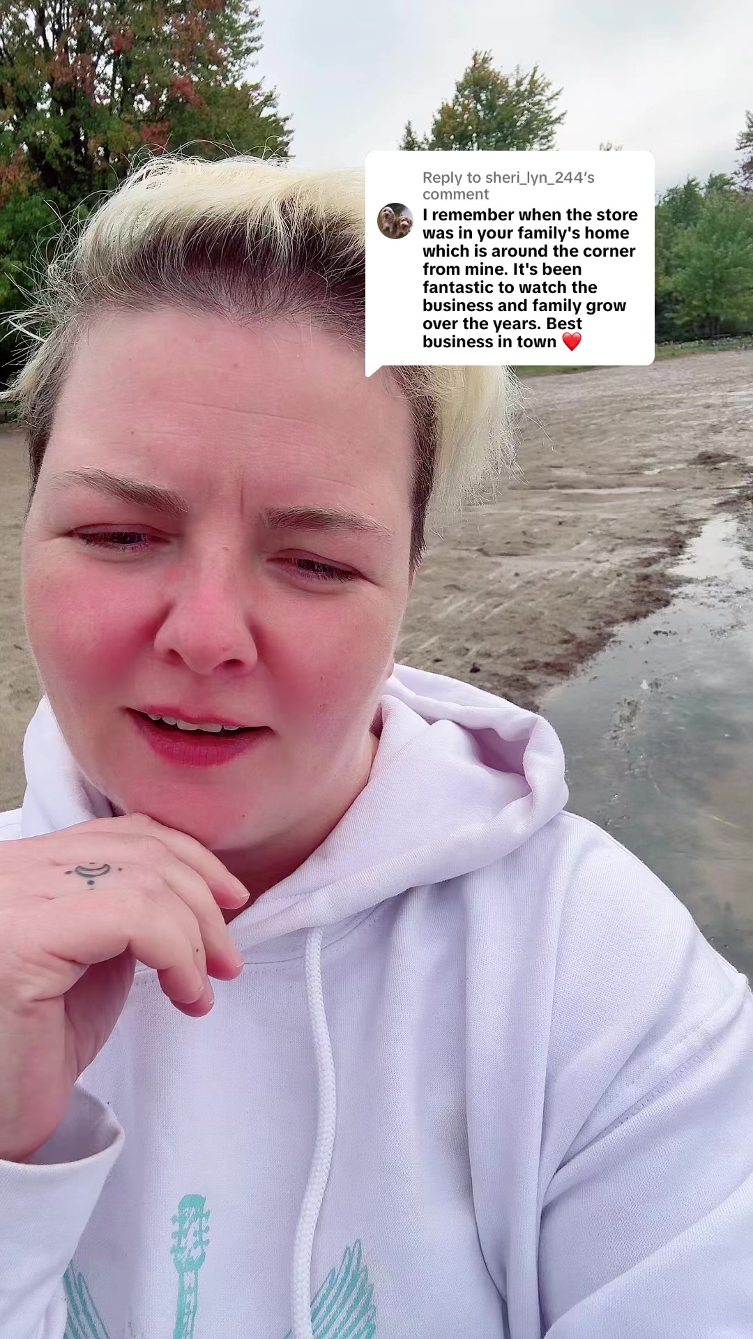 @🇨🇦 Bernadette Connors