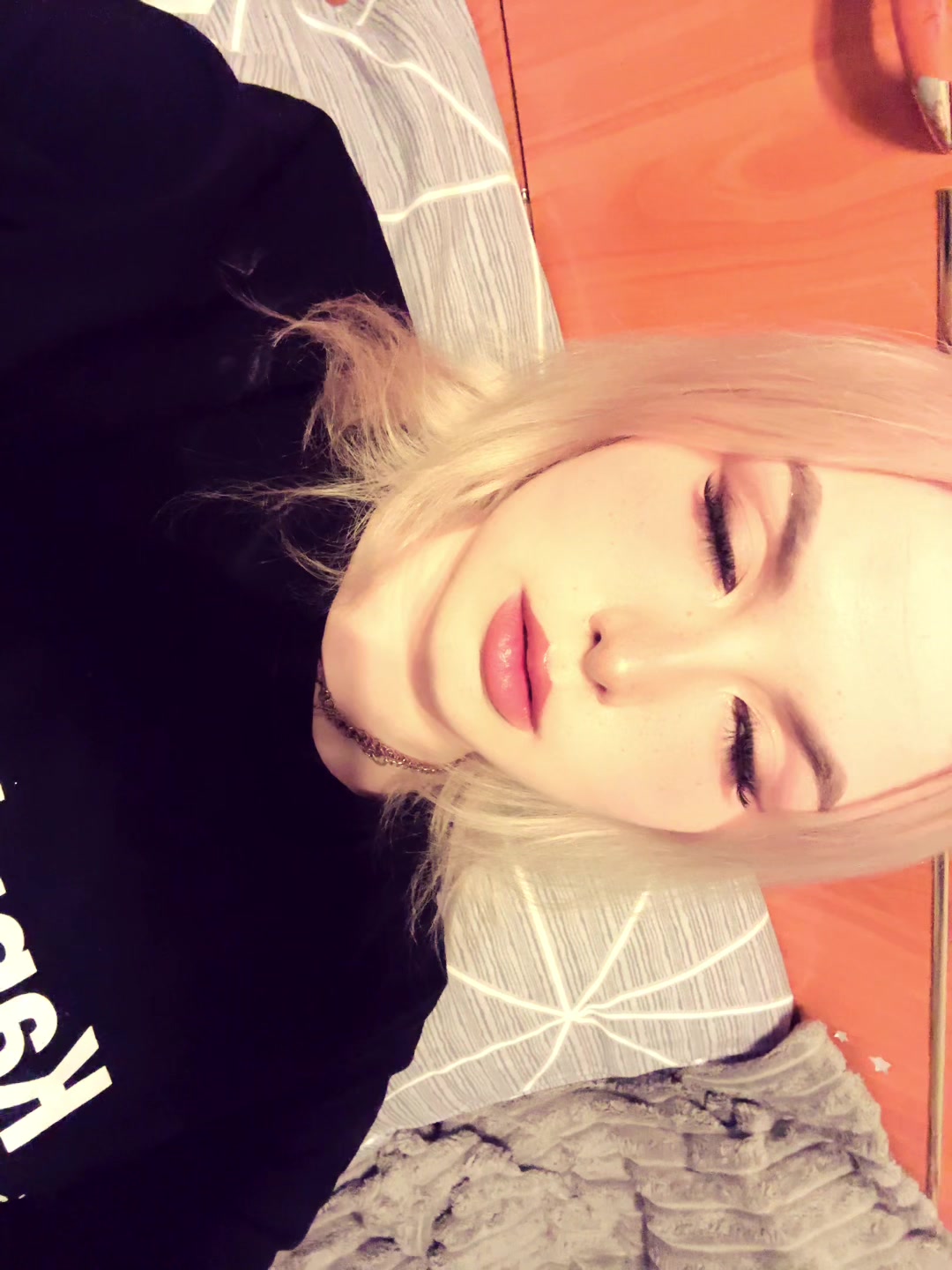 @каринавделе🧚🏻