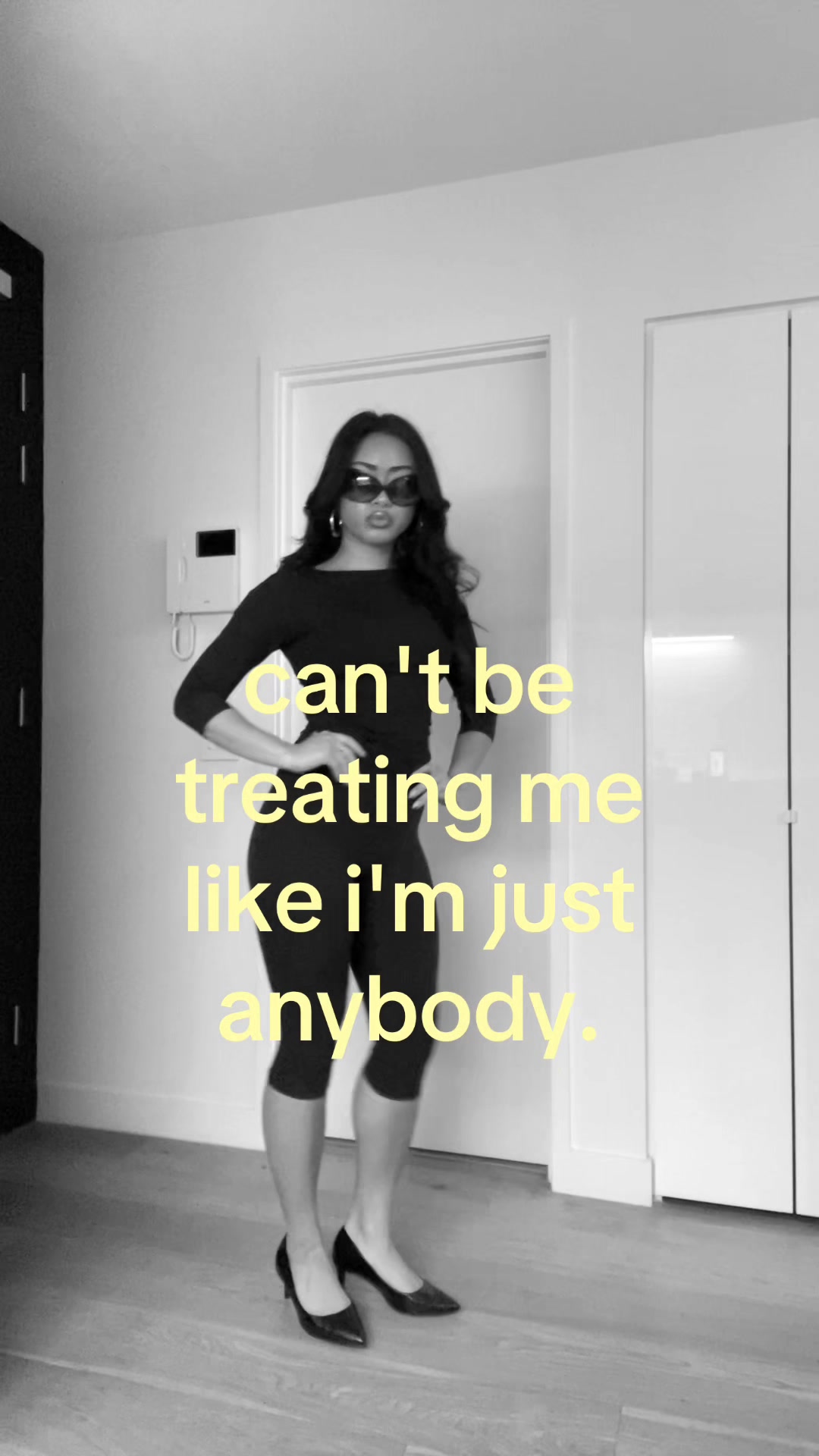 @TH💋NIA