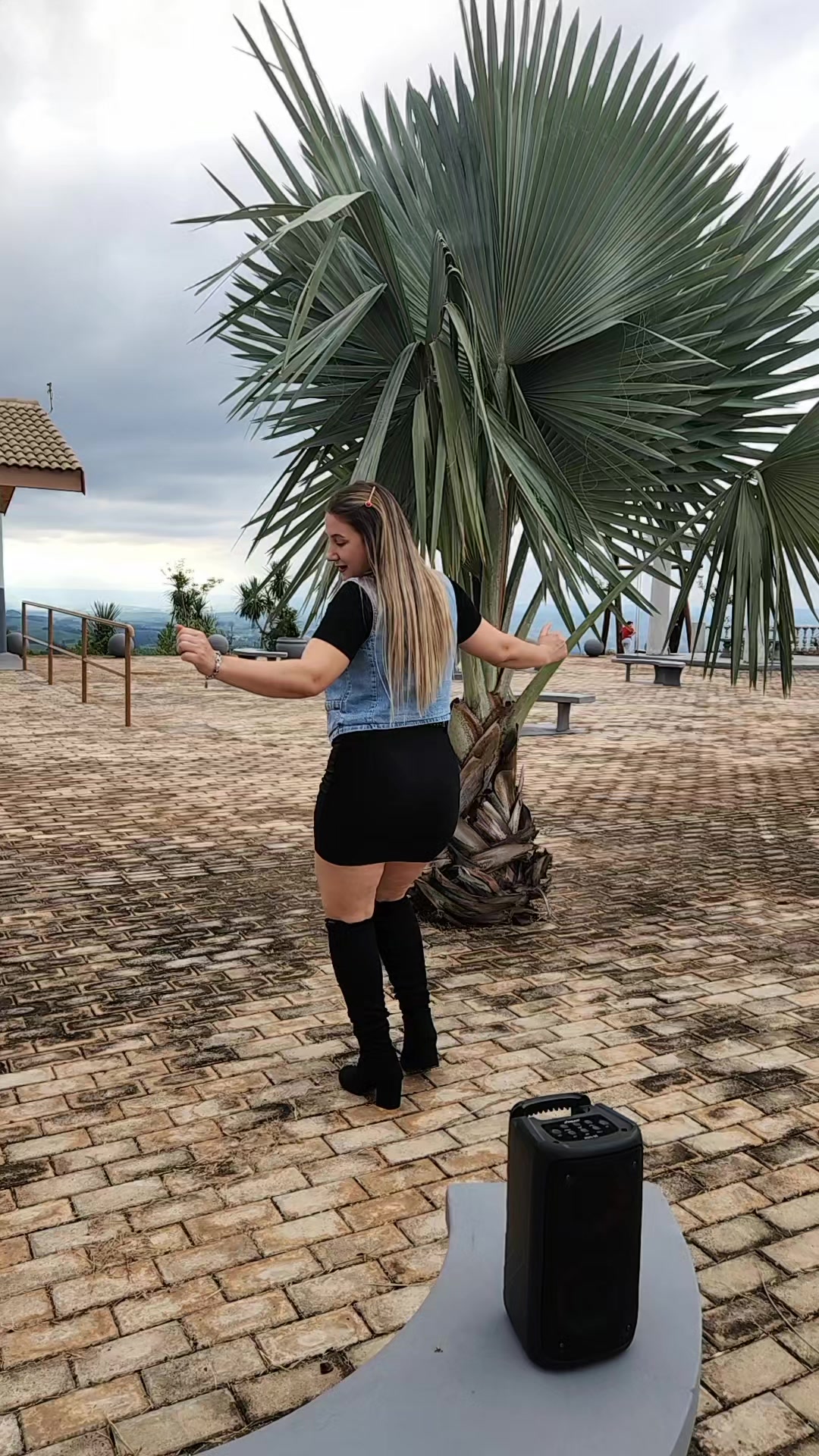 @Alessandra Kaden 💜💫