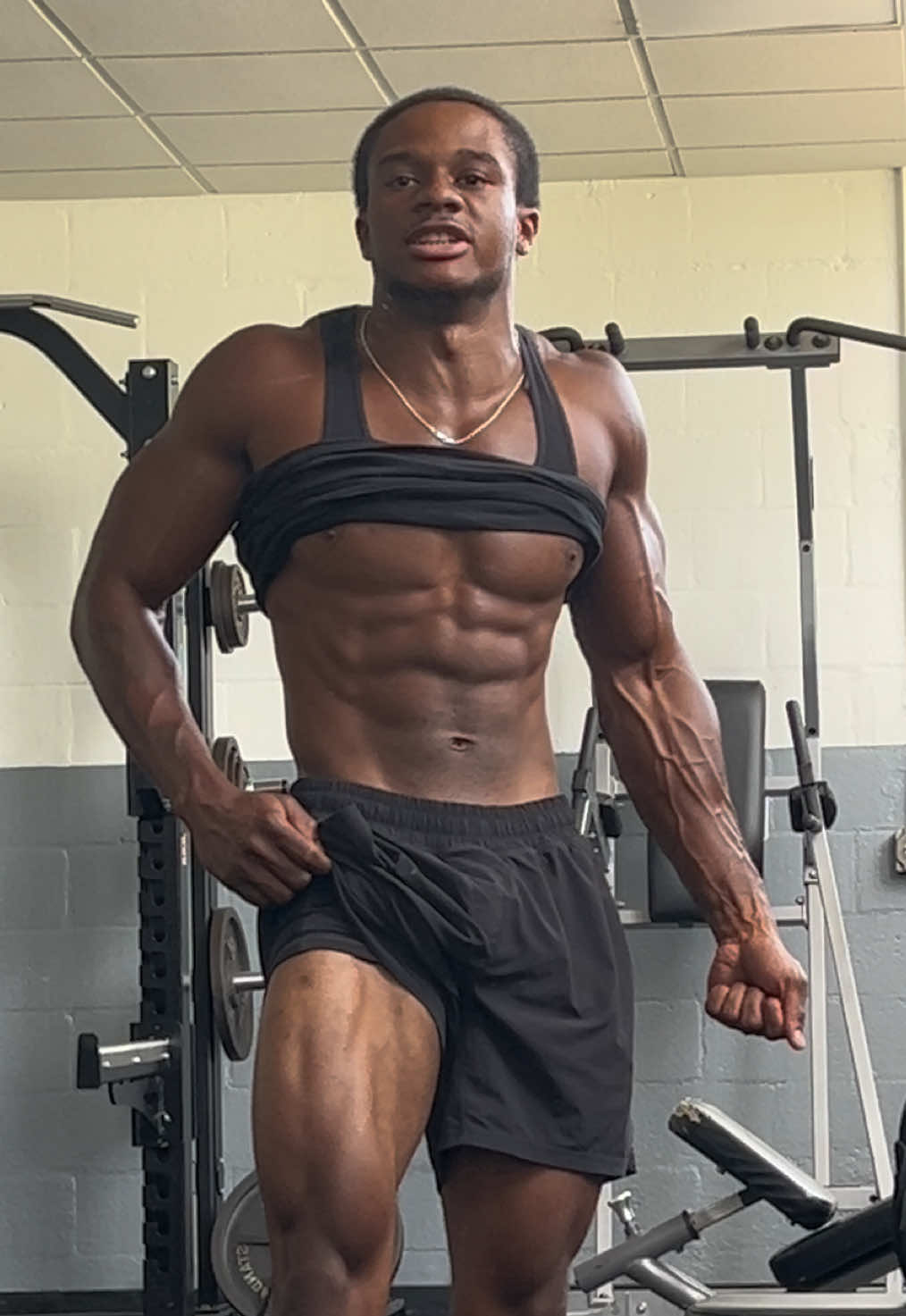 @Dame 🦇