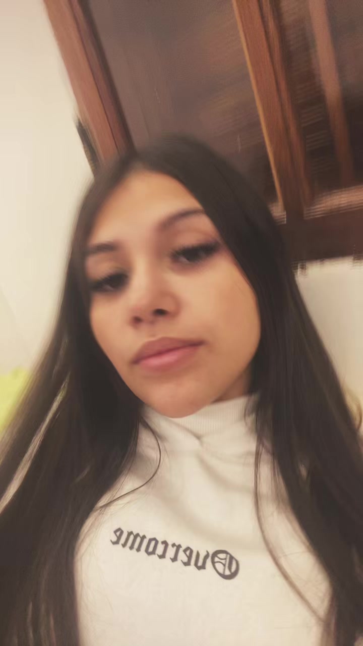@Lara