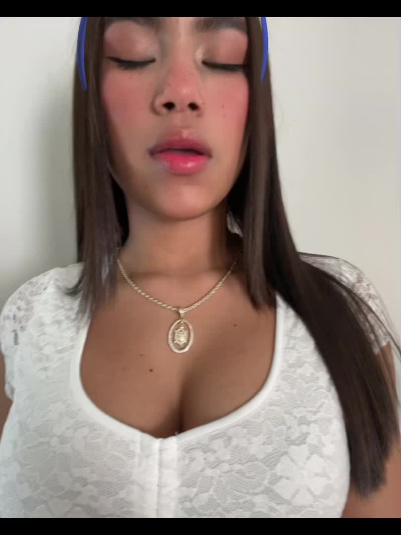 @Yaleska🍃.