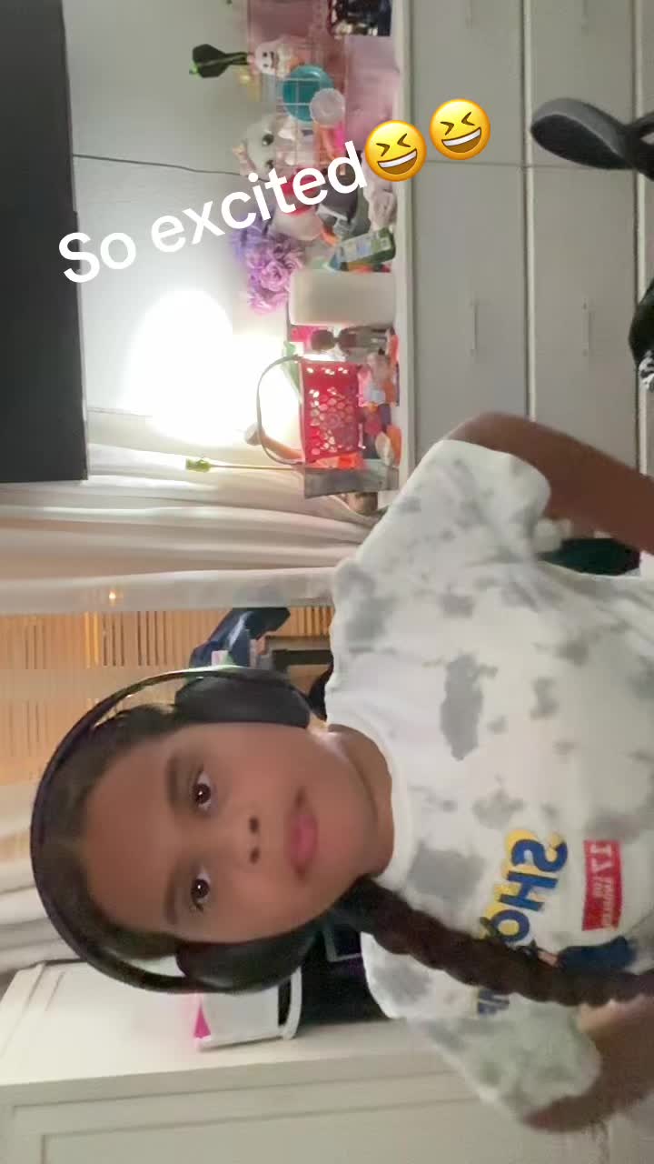 @eli.mae09