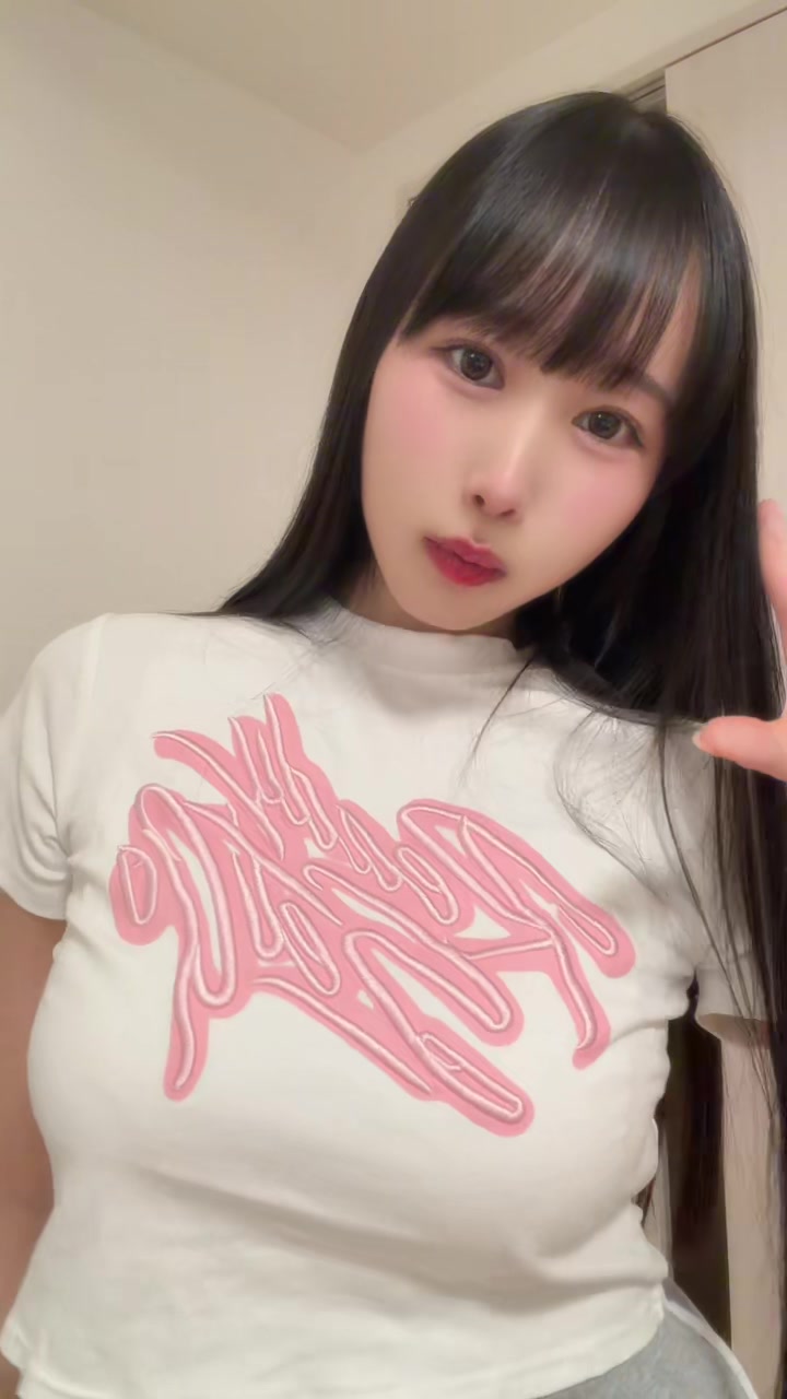 @宇佐美りな