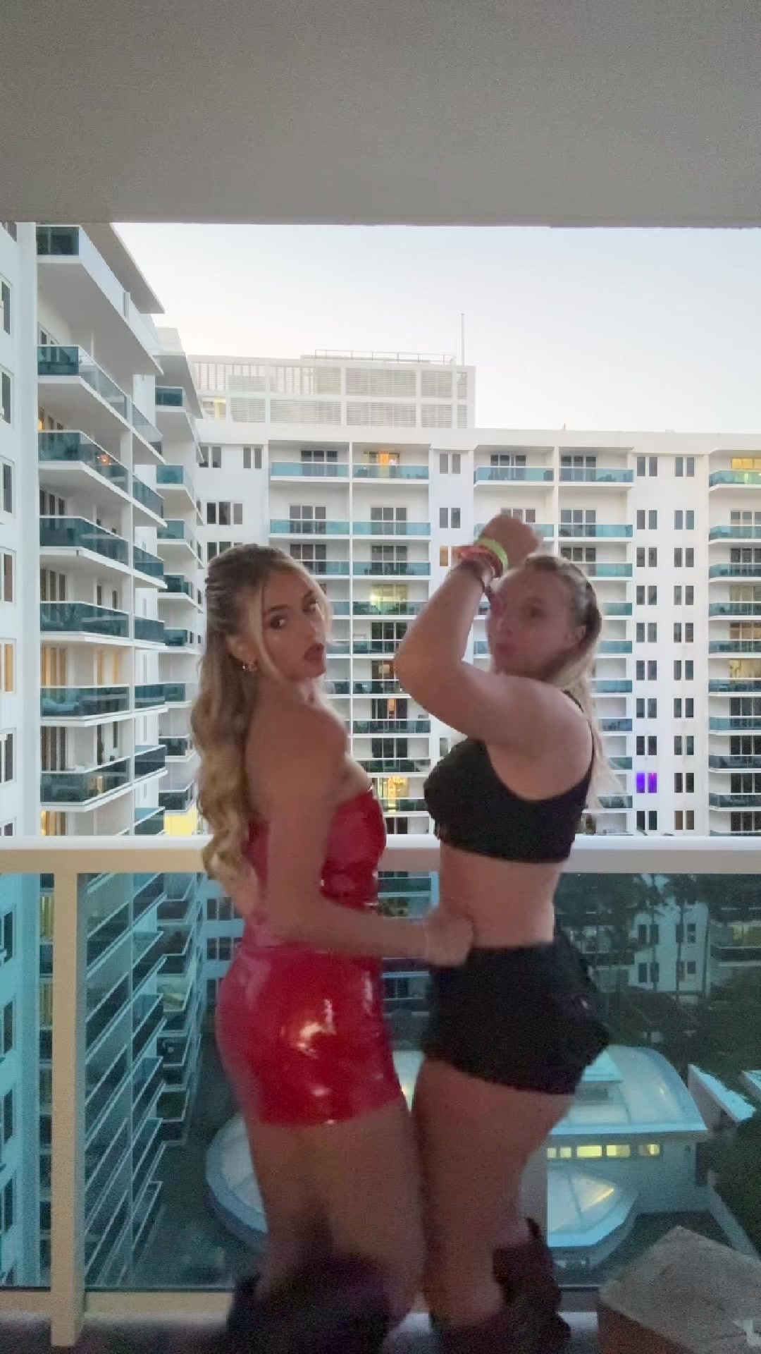 @liv
