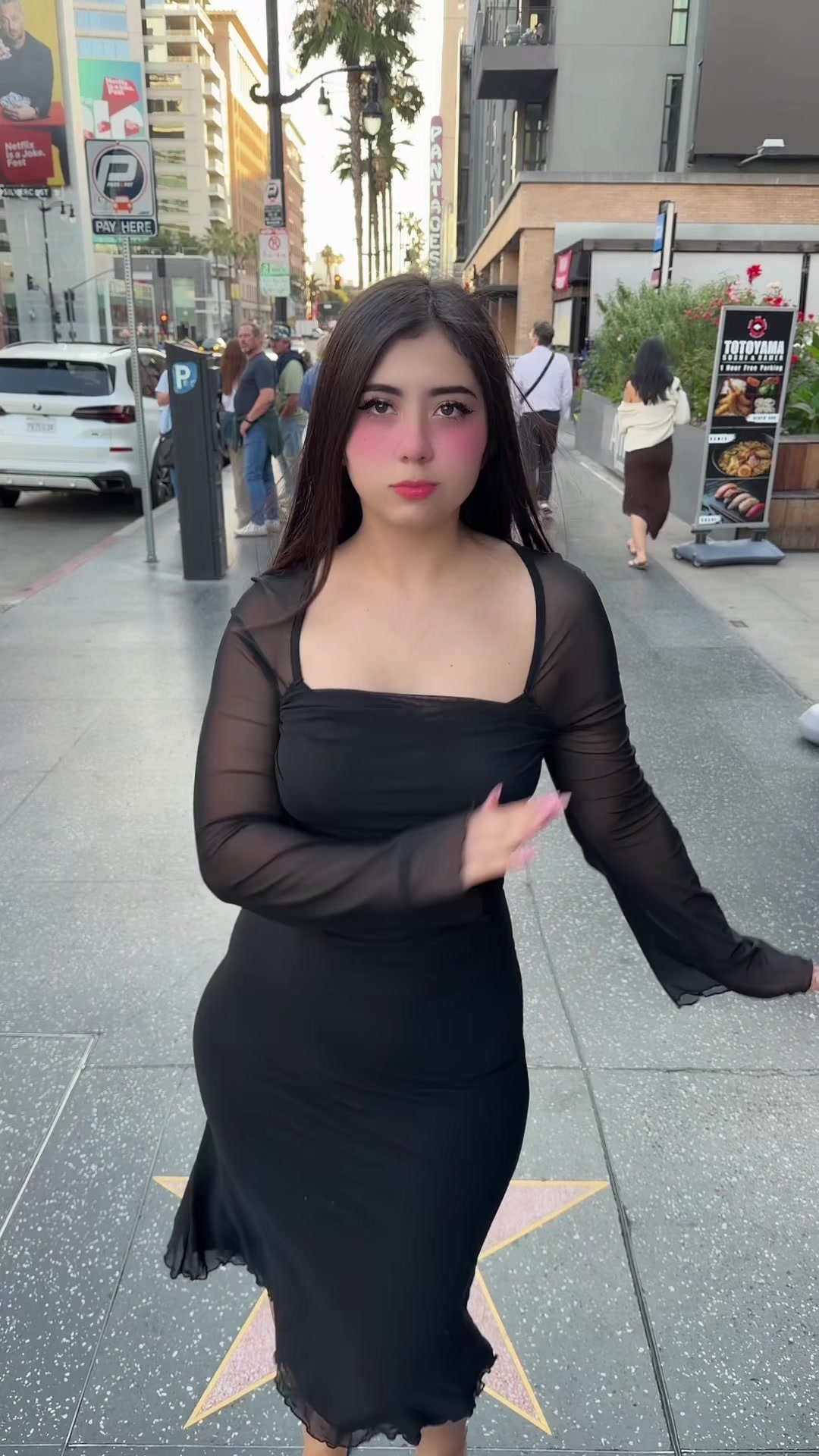 @Elenita