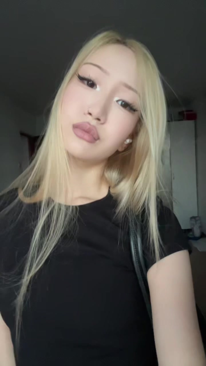 @左娅娜