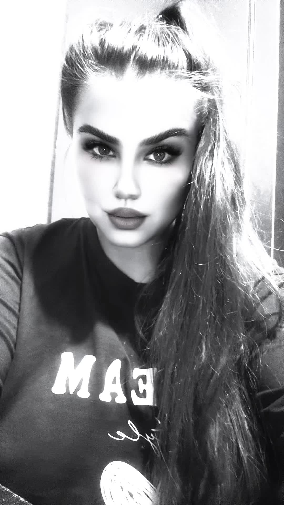 @Ляля❤️