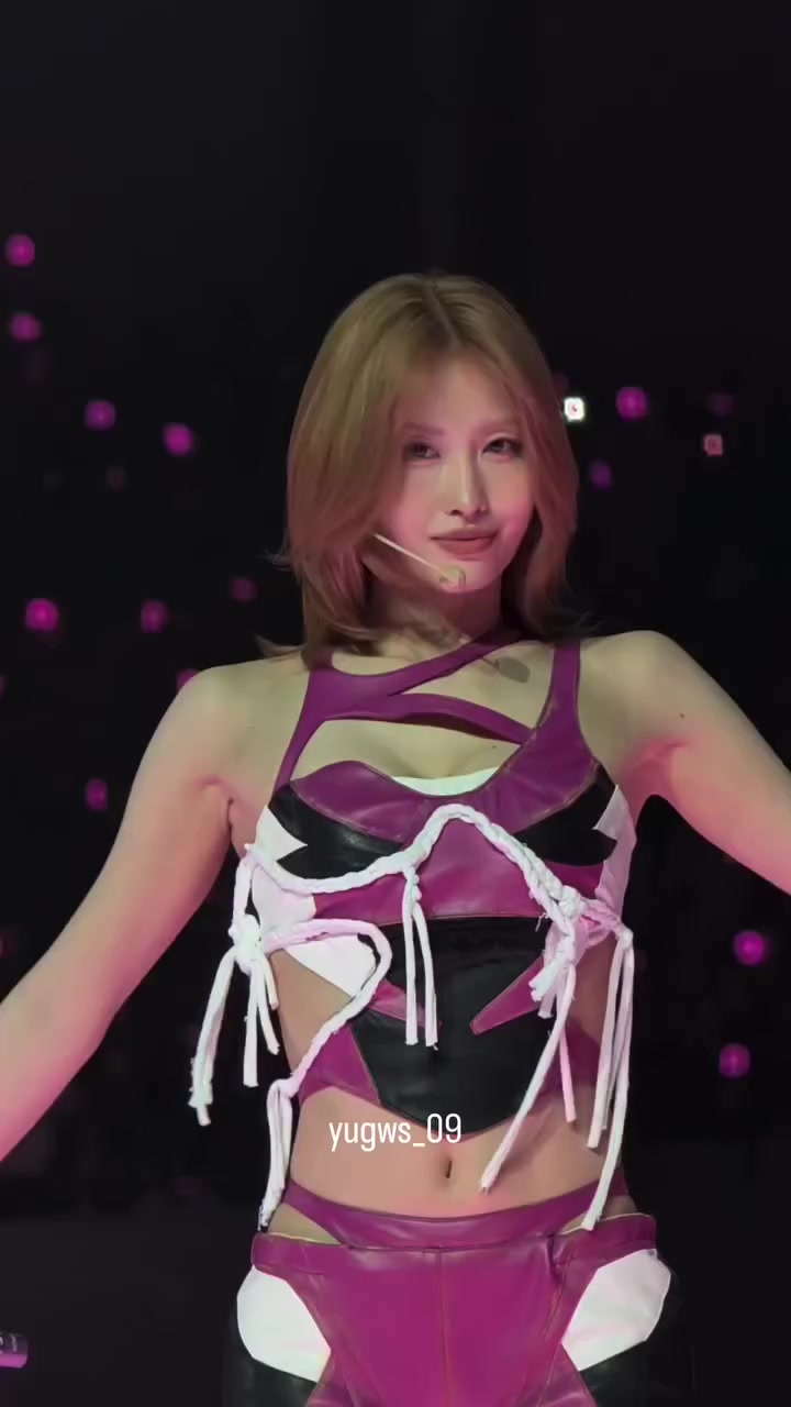 @๐๐จ๐ฆ๐จ๐ซ๐ข๐ง_