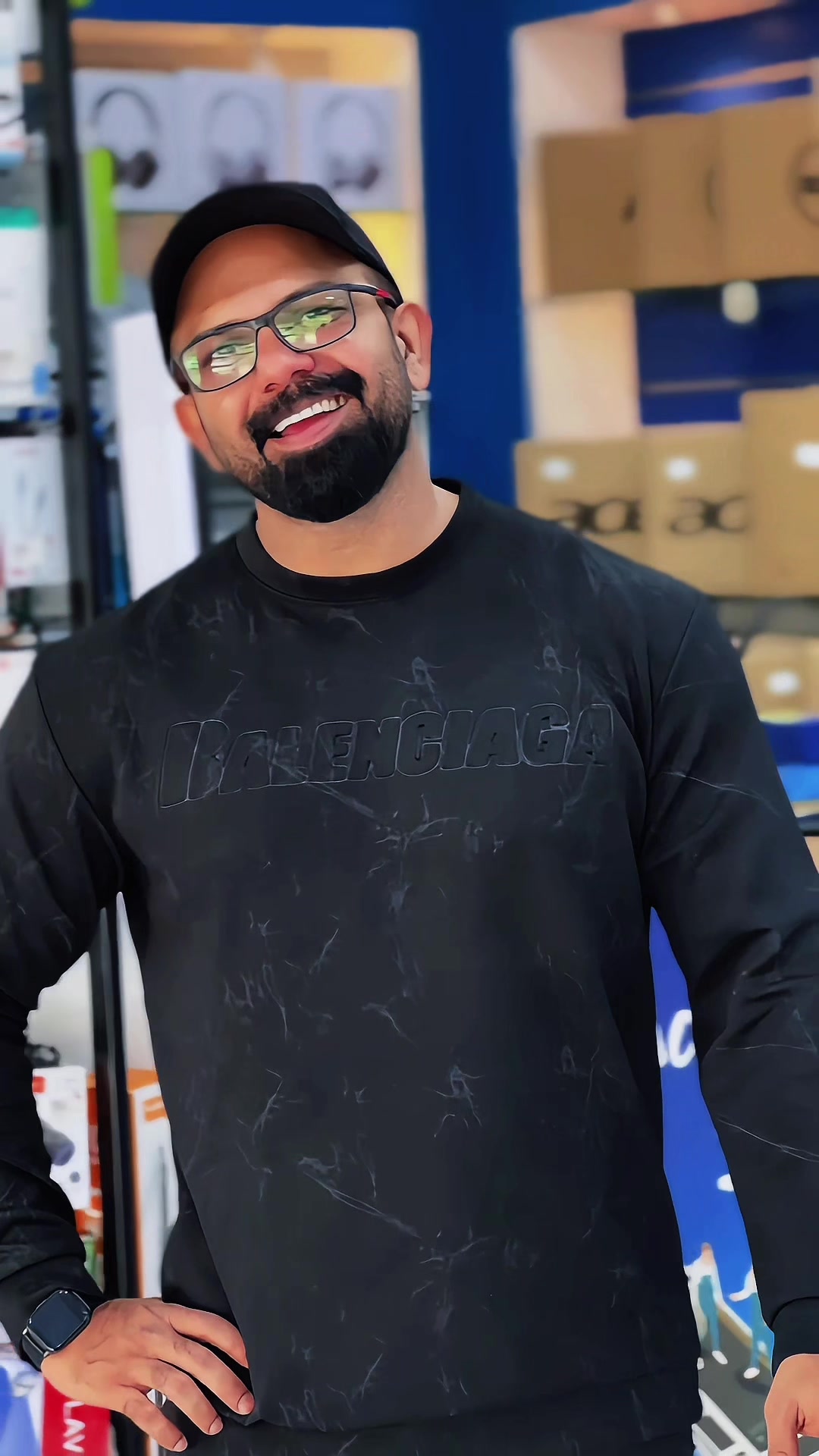 @👑തൊപ്പിക്കാരൻ👑