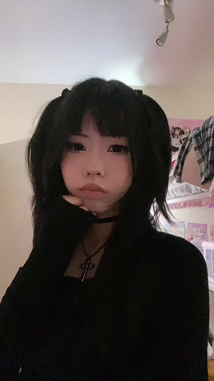 @shy ᢉ𐭩