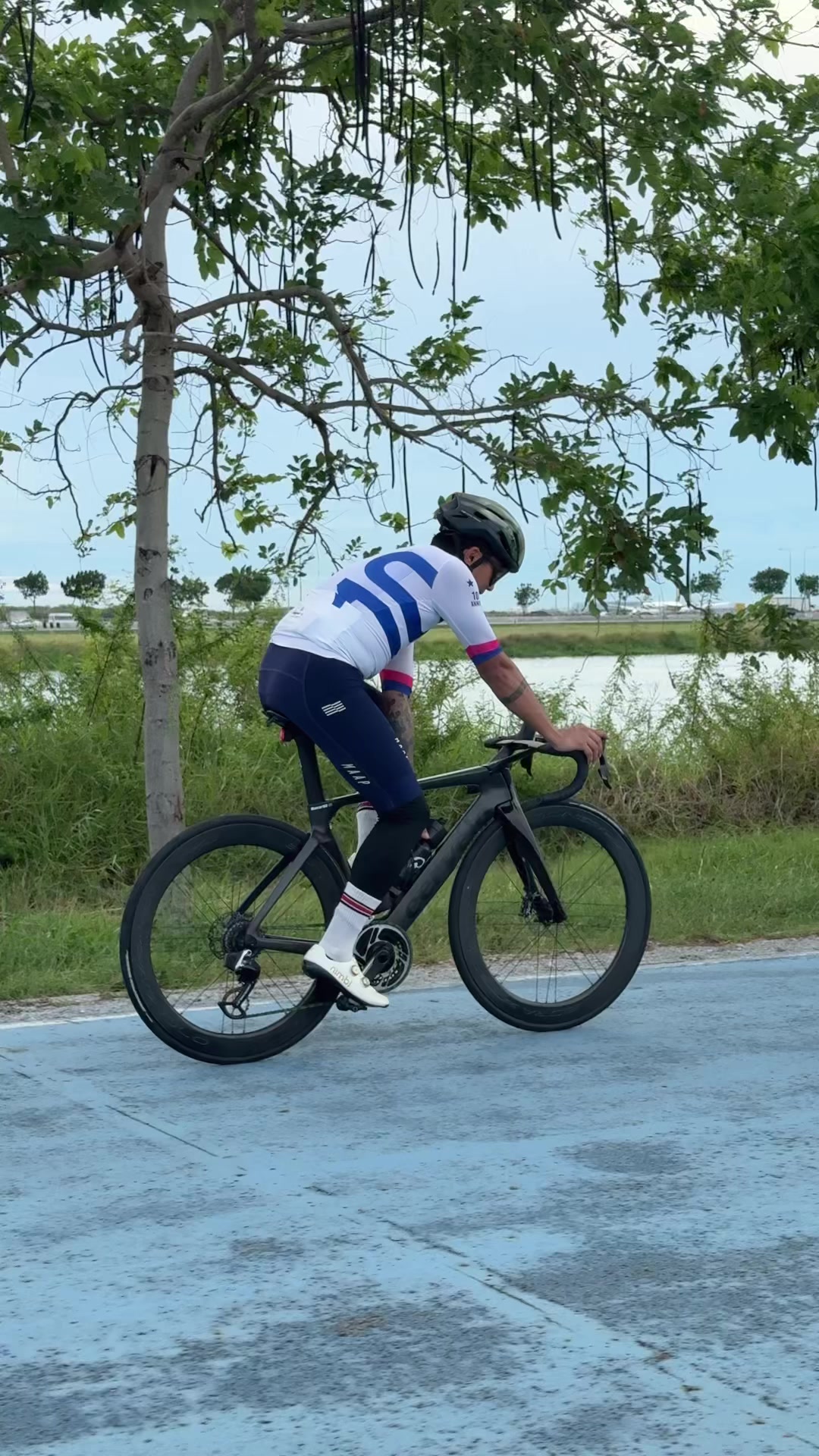 @MaxAlone_rider