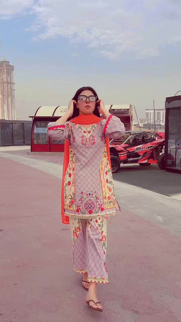 @Uroojkhan