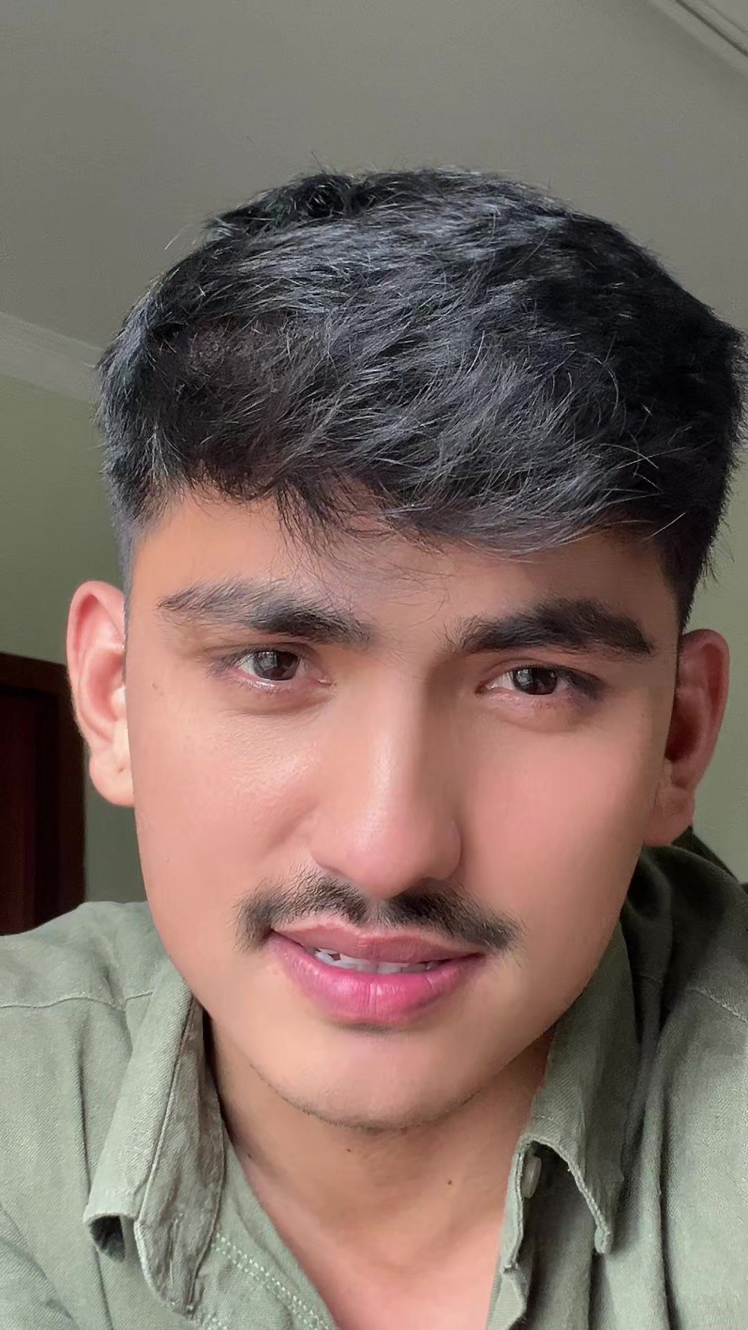 @Flying boy🧑✈️