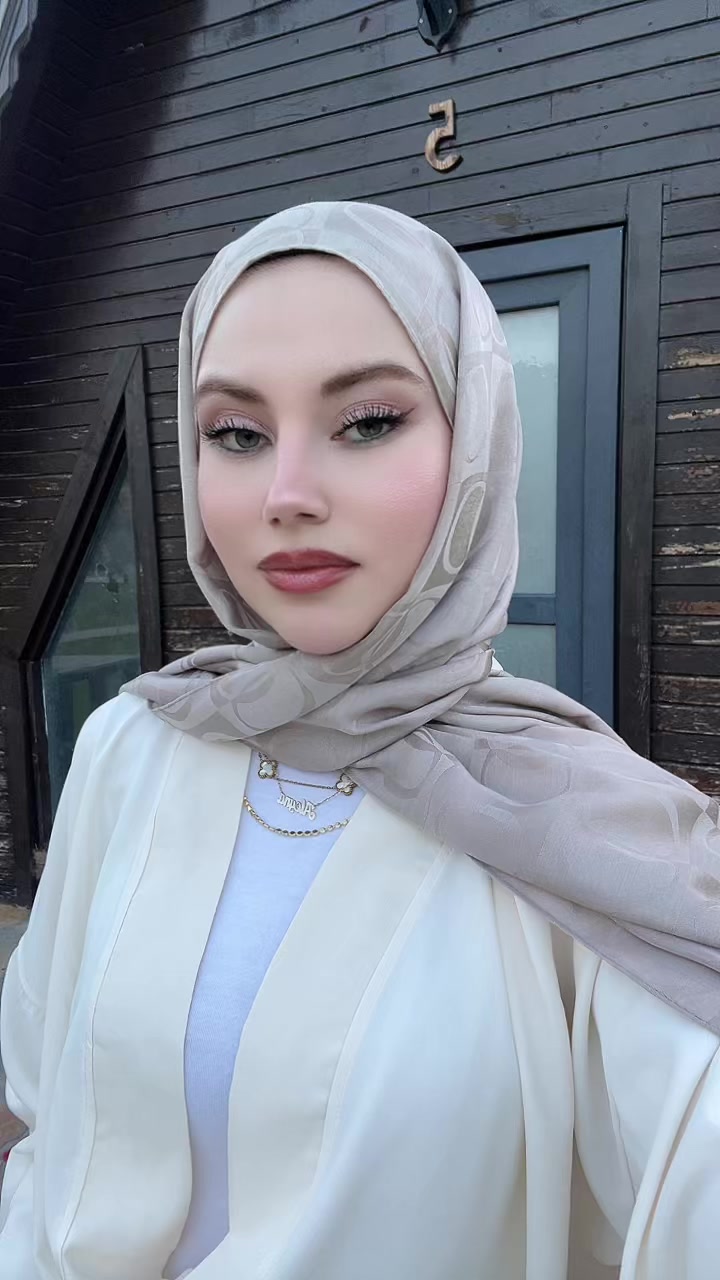 @𝓐𝓵𝓮𝔂𝓷𝓪🎀