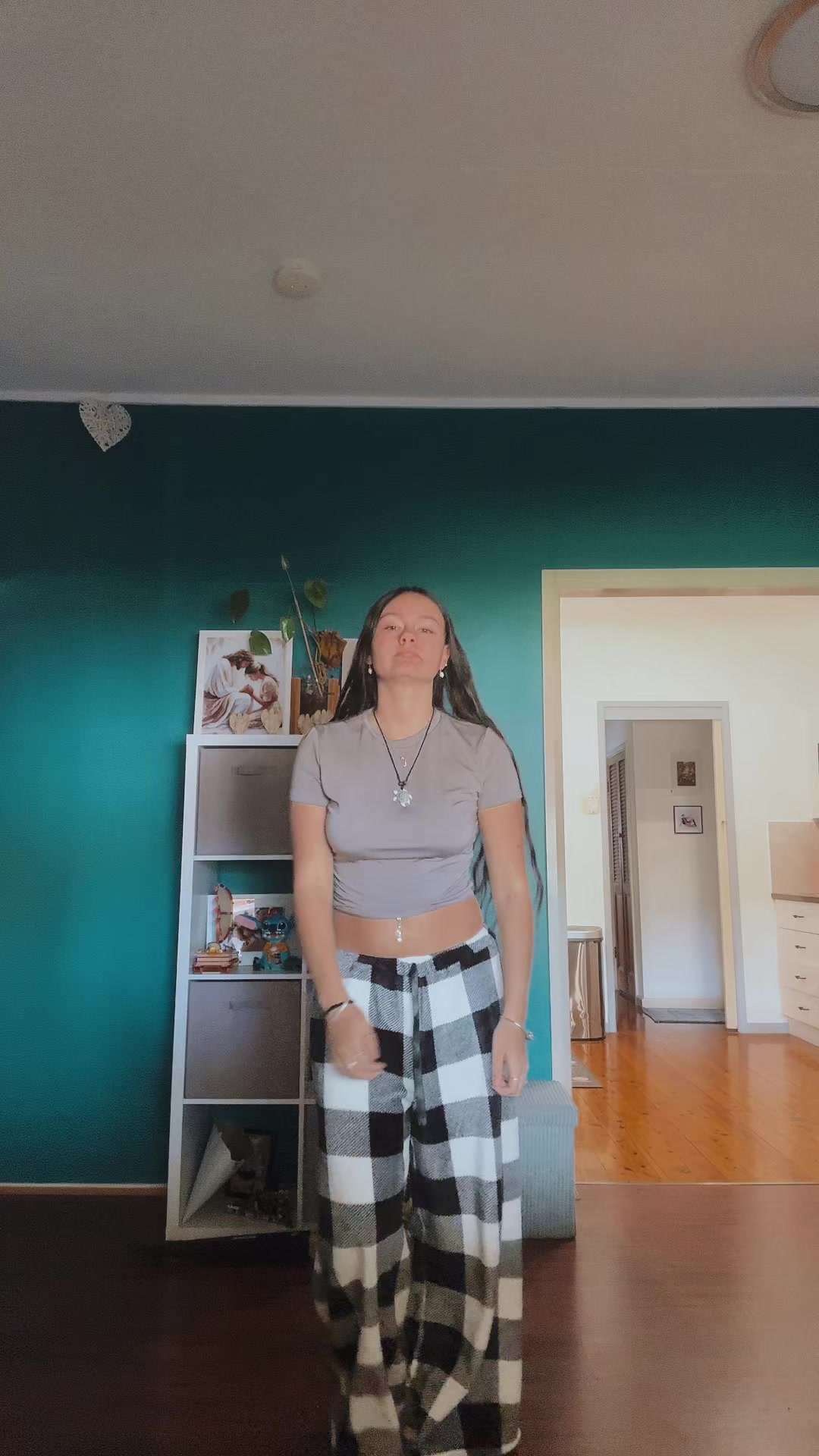 @lillysrandom7