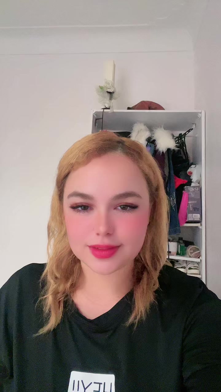 @ella_eluch