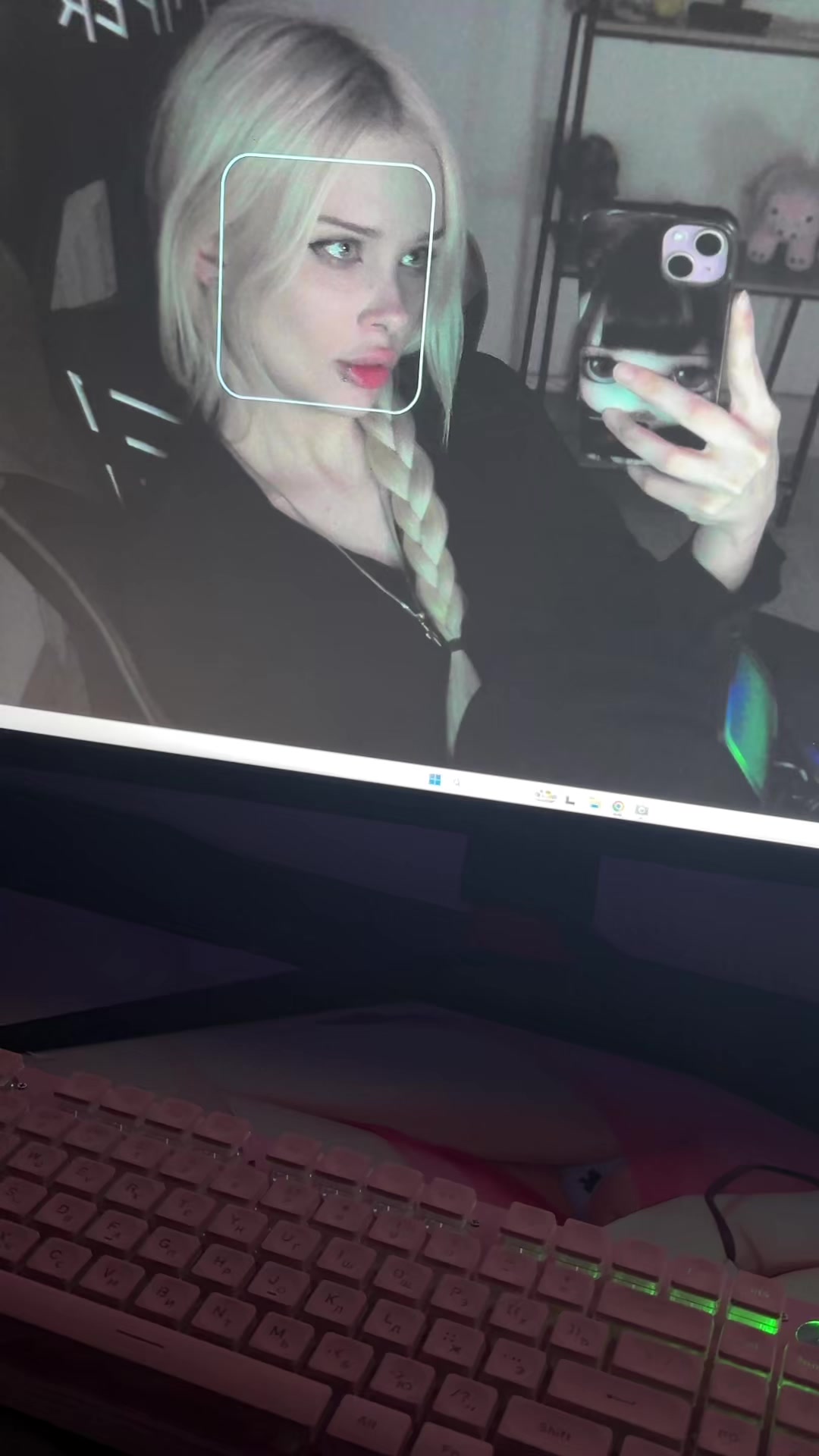 @твич oblizala