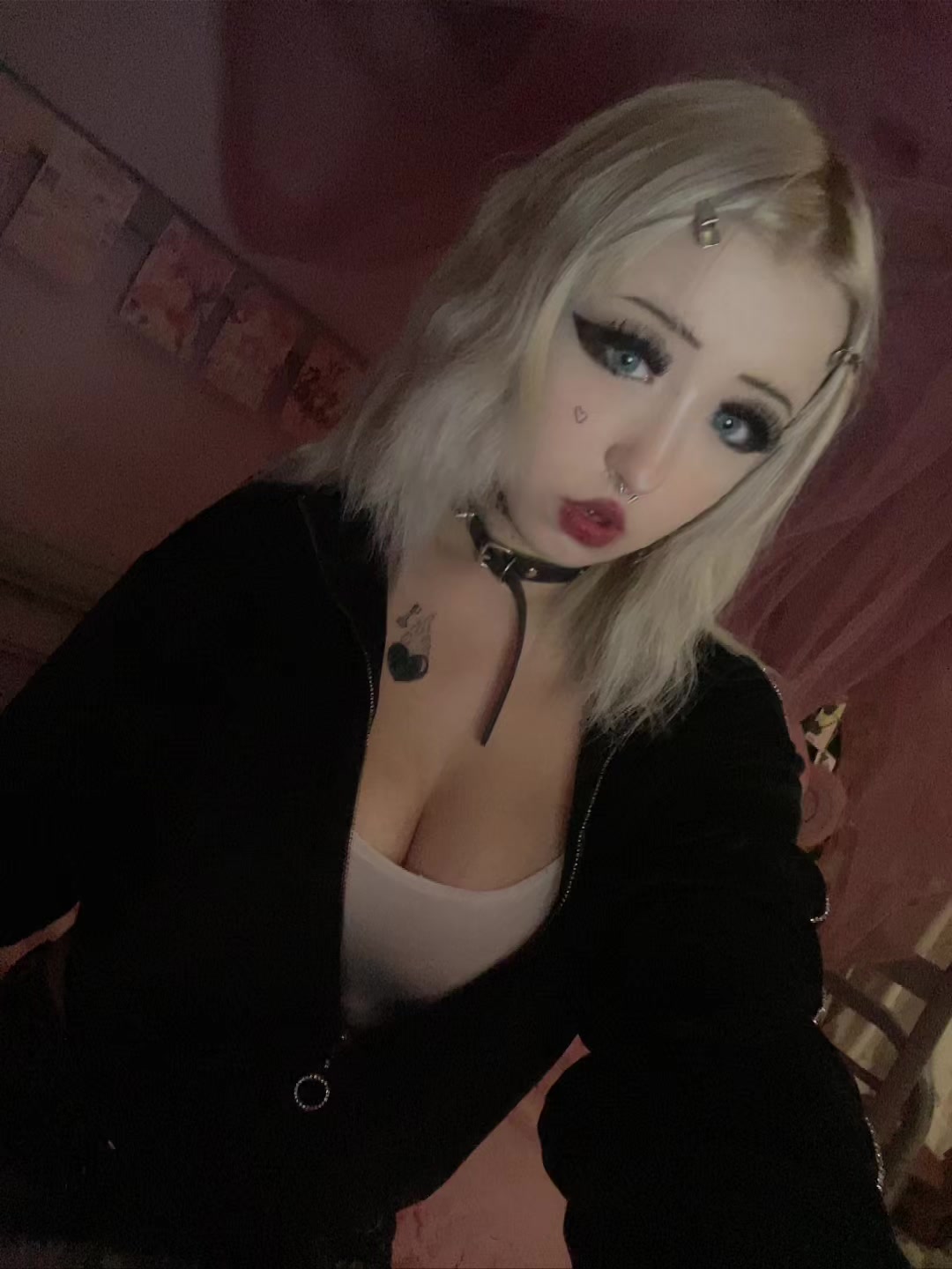 @whiiteshadow