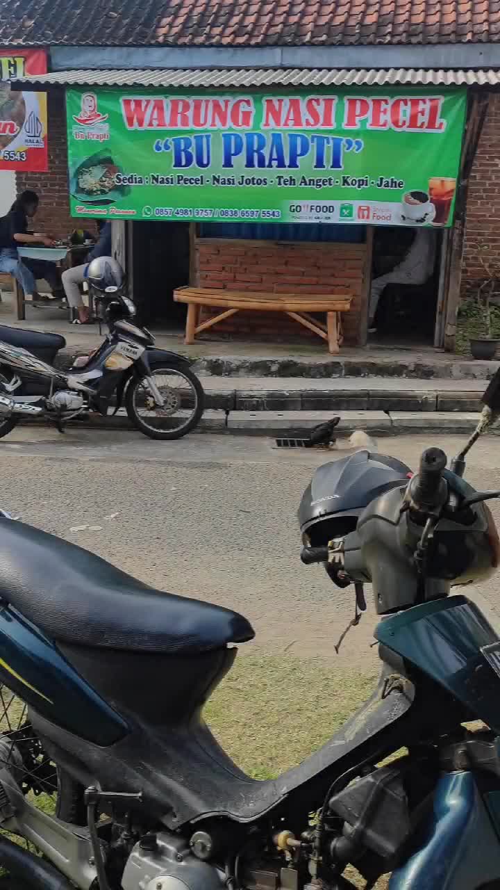 @Warung Bu Prapti