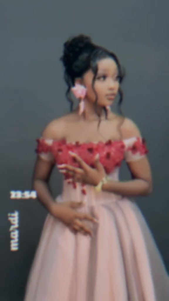 @Erika 🥰🦋❤️