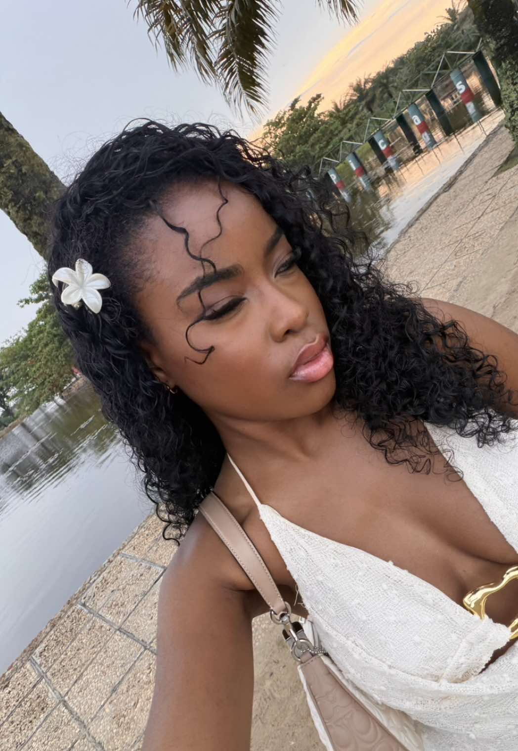 @Eloyshaa