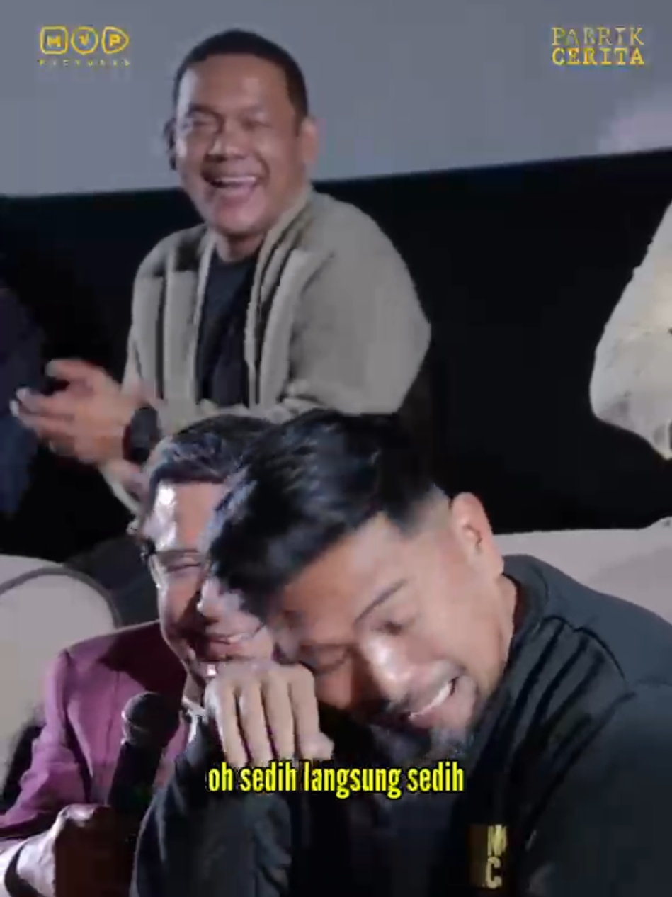 @Pabrik Cerita