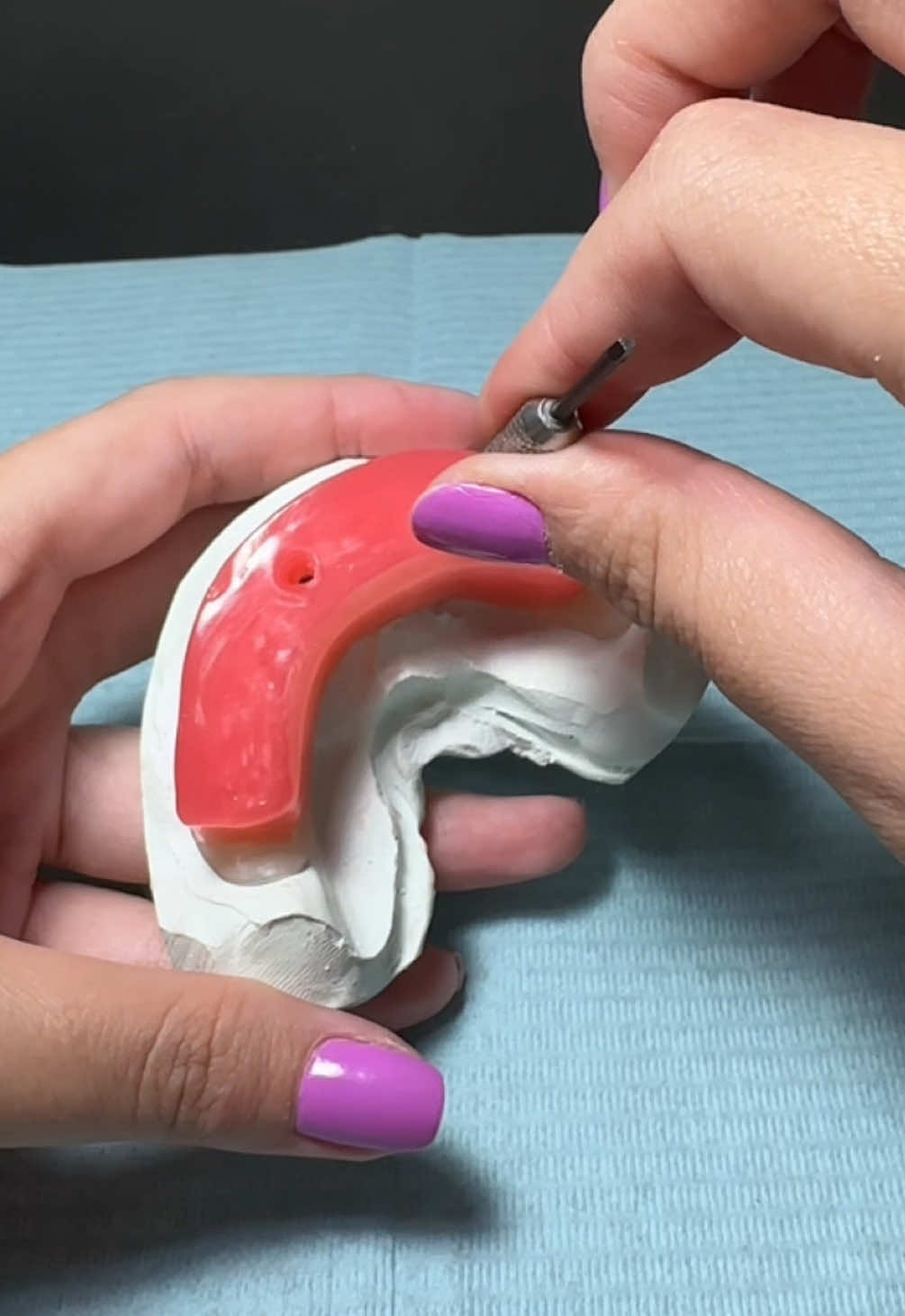 @Lab. de Prótese Dentária