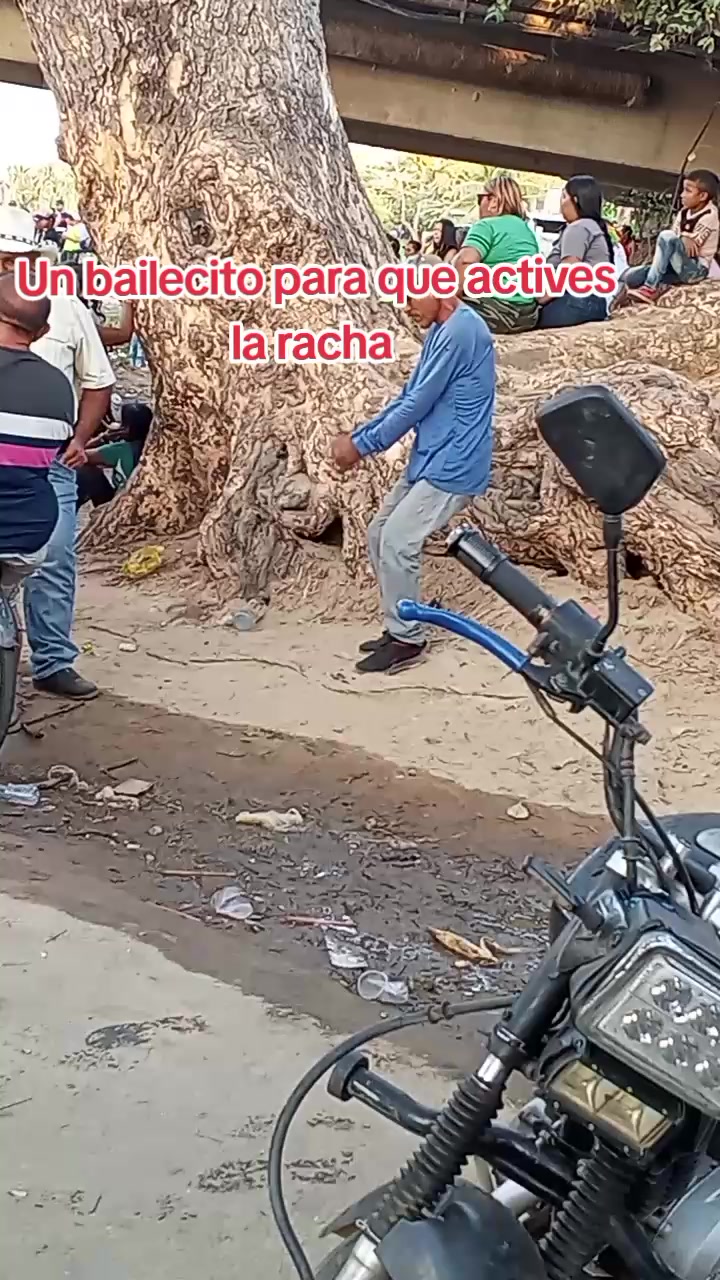 @️