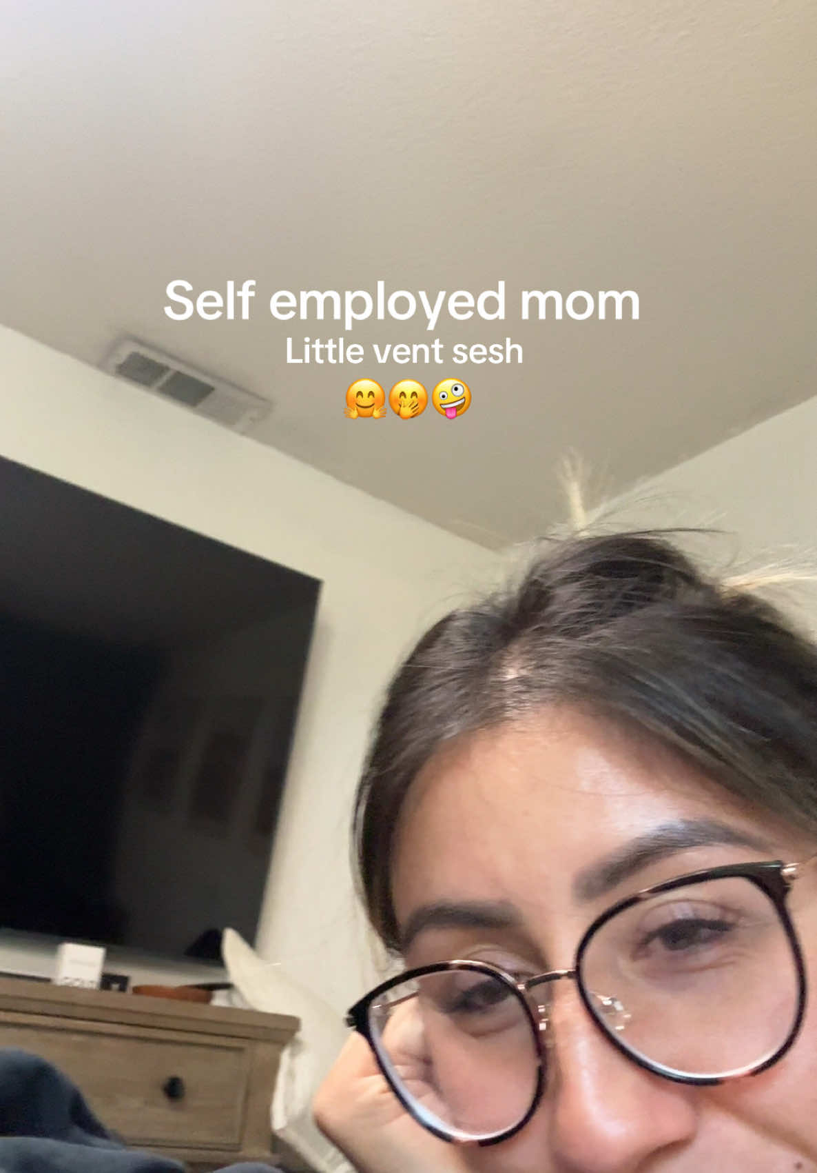 @VIVI✨ | Mompreneur