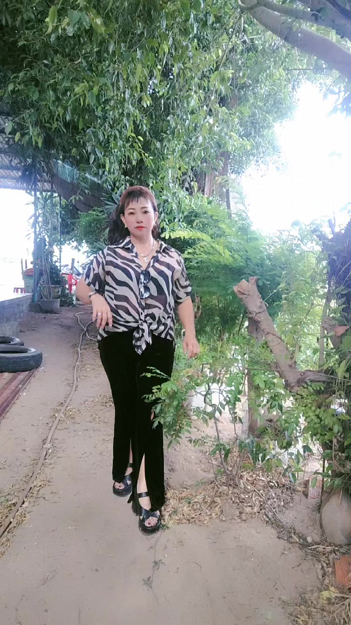 @🆚C&Ocirc; HAI NINH THUẬN