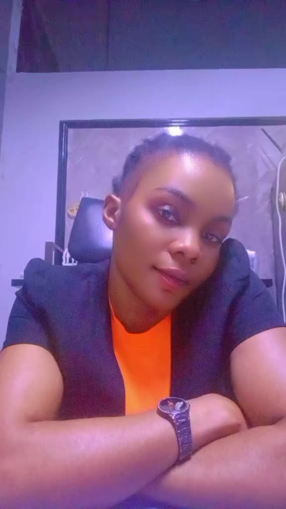 @happy gal 256