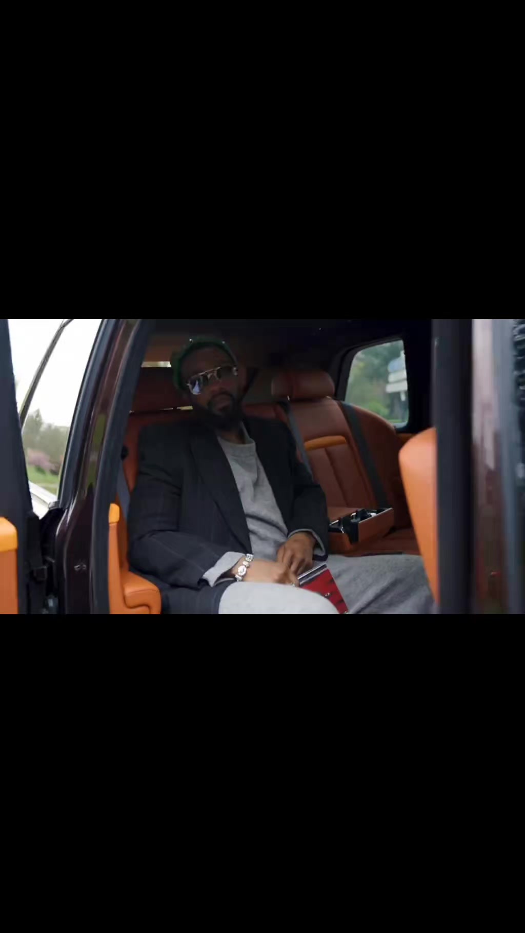 @FALLY_IPUPA_01