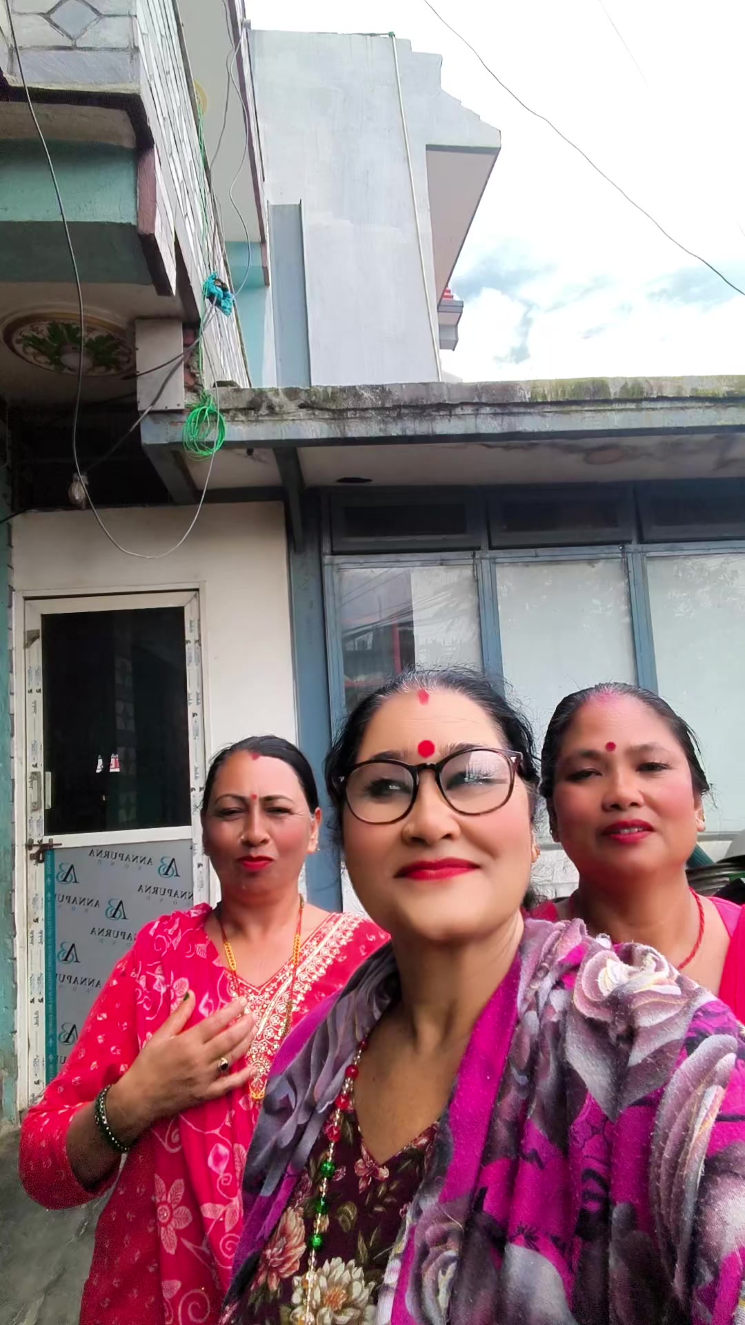 @Apshara&hearts;️&hearts;️&hearts;️