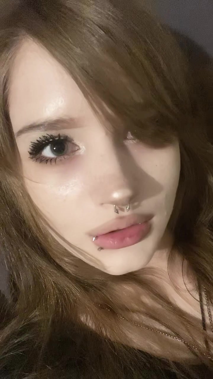@gothgirlslut