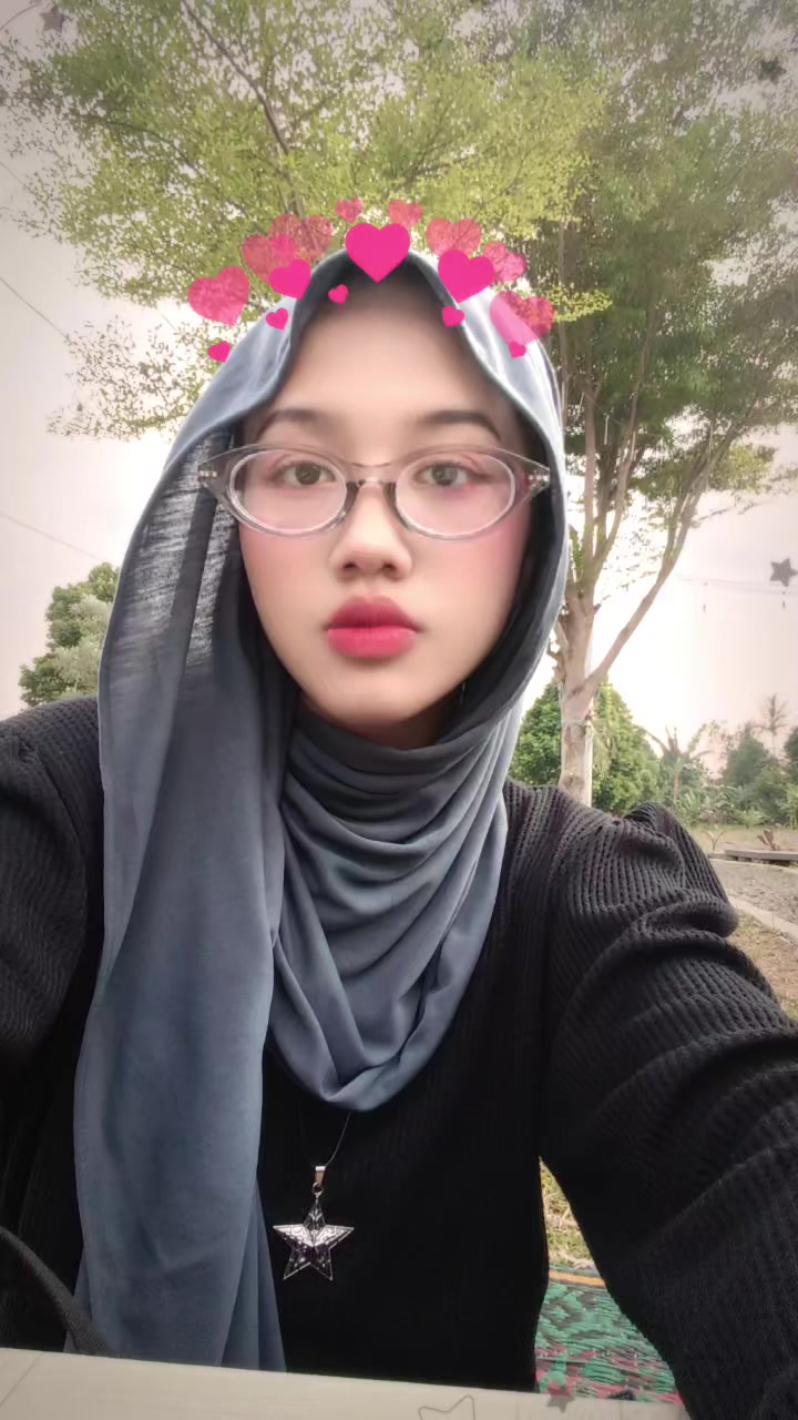 @nadya ananda