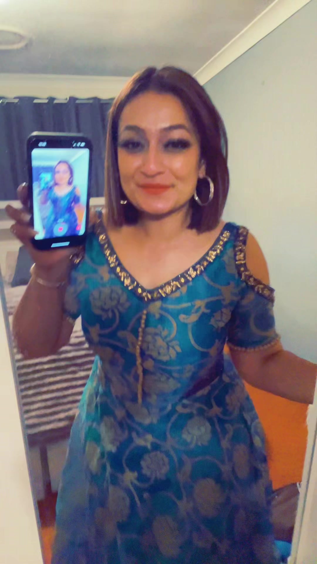 @Monita_sony