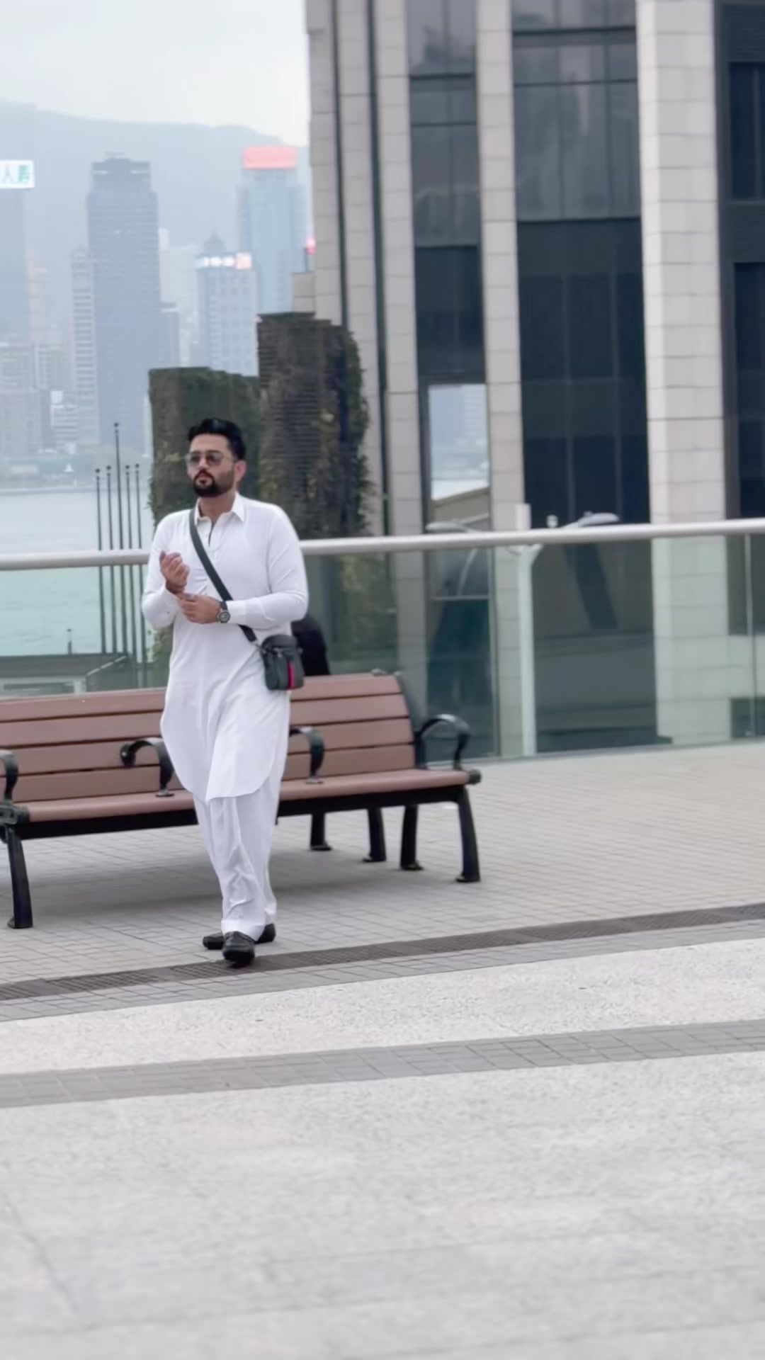 @شبیراحمد🇭🇰