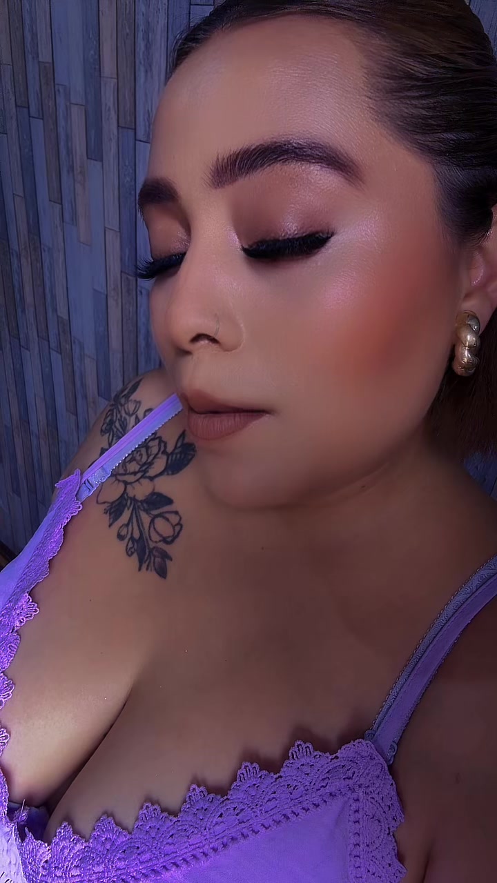 @Lin Vazquez
