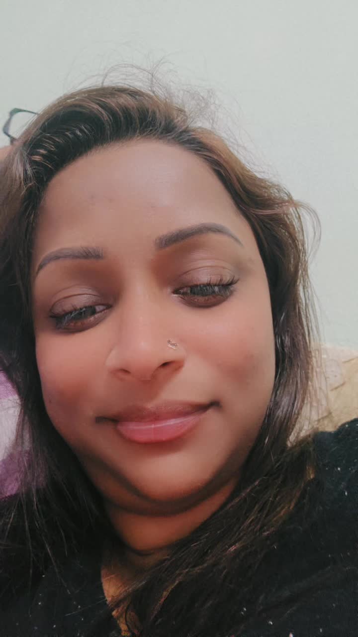 @Dhakshaiini_Official