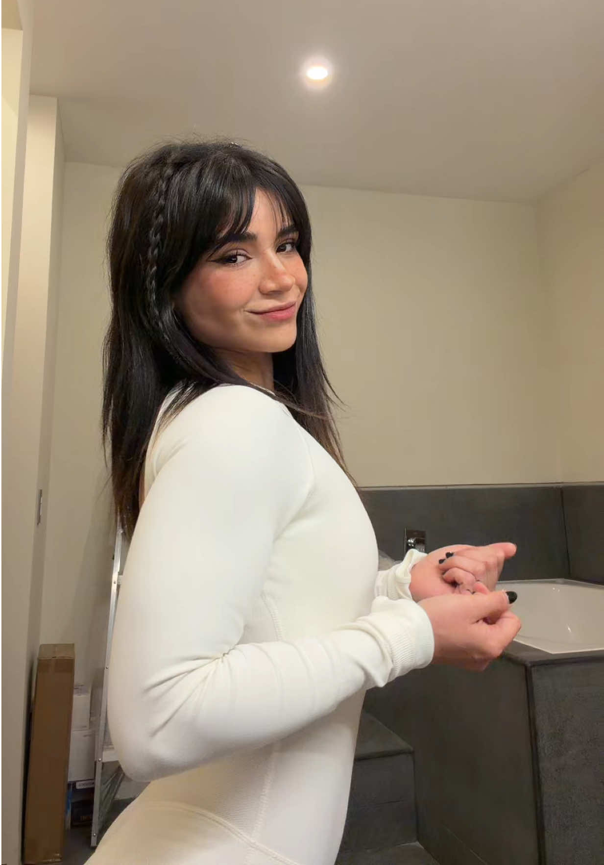 @alanafloresf 🖤