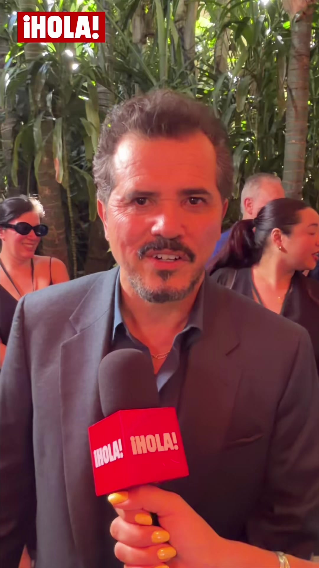 @HOLA! USA