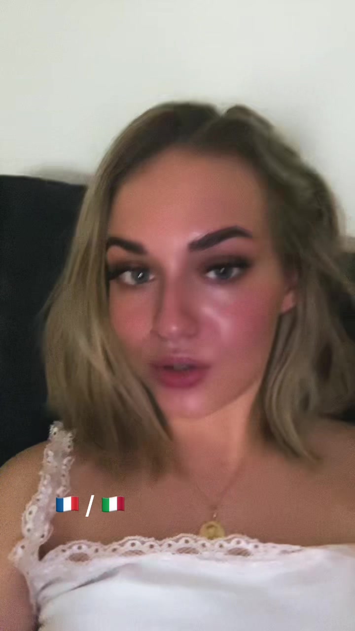 @Julyee