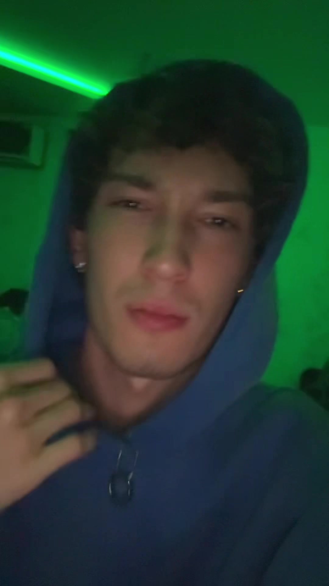 @Zkario